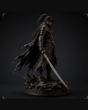 Onyx Blade 1/6 scale premium collectible statue, back view
